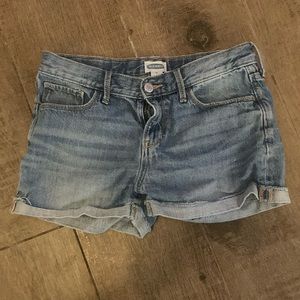 Old Navy Girls Blue Jeans Shorts.  Size 16.  Used.